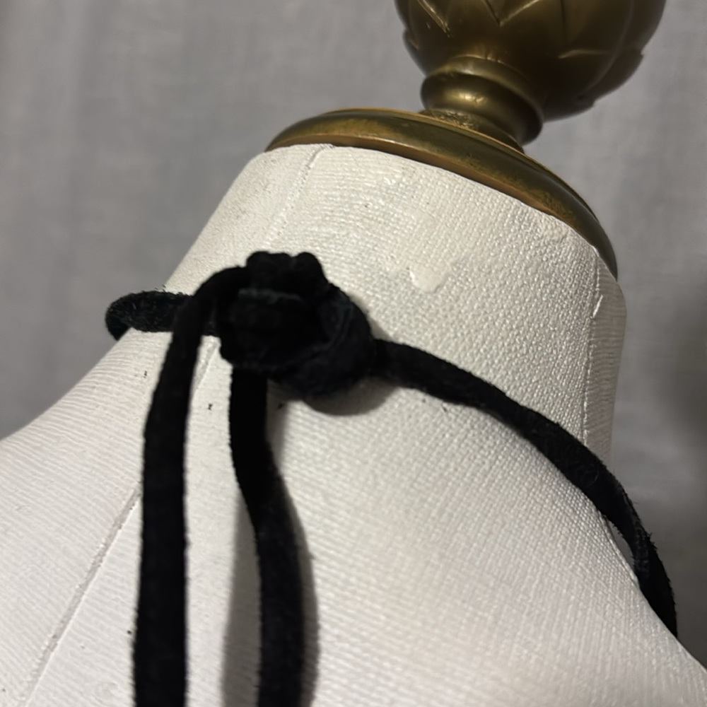 Genuine Leather Halter Top-M-Black with Embroidered Front Detail-Ties-Like New - Picture 9 of 14